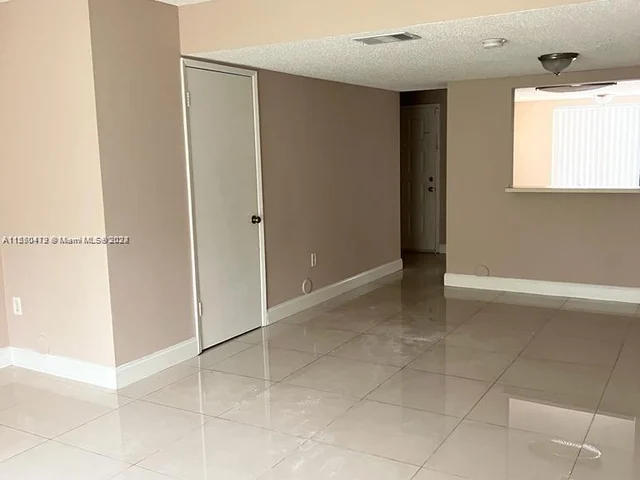 3837 NW 90th Ave # 3837, Sunrise FL 33351