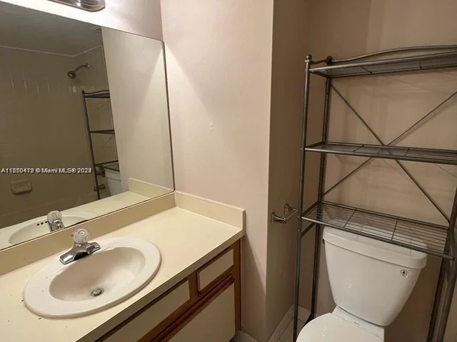 3837 NW 90th Ave # 3837, Sunrise FL 33351