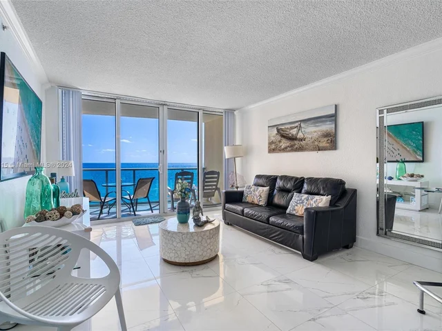 2501 S Ocean Dr # 1020, Hollywood FL 33019