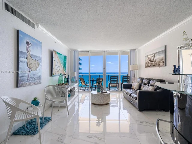 2501 S Ocean Dr # 1020, Hollywood FL 33019