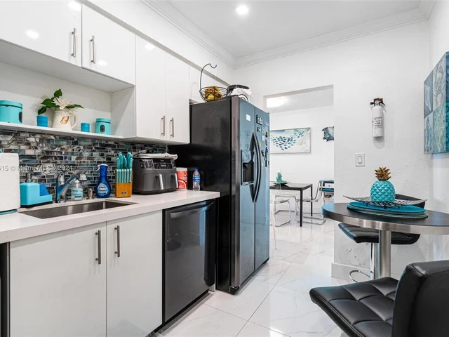 2501 S Ocean Dr # 1020, Hollywood FL 33019