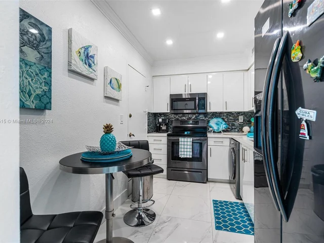 2501 S Ocean Dr # 1020, Hollywood FL 33019