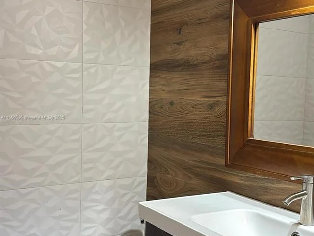 11479 NW 60th Ter # 373, Doral FL 33178