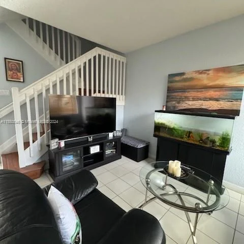 6940 NW 177th St # P105, Hialeah FL 33015