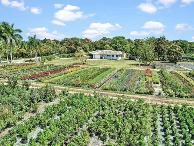 13770 SW 192nd St, Miami FL 33177