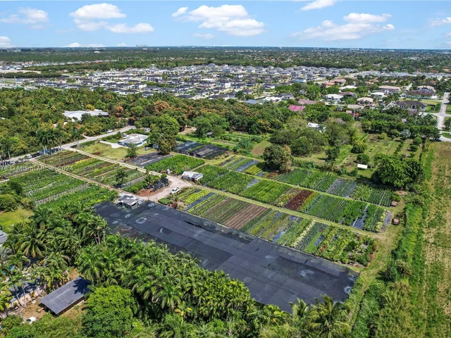 13770 SW 192nd St, Miami FL 33177