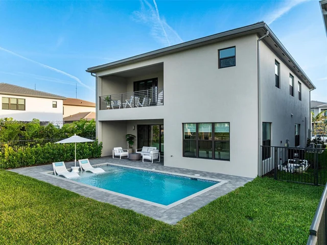 8533 Swinley Forest Way, Boca Raton FL 33434