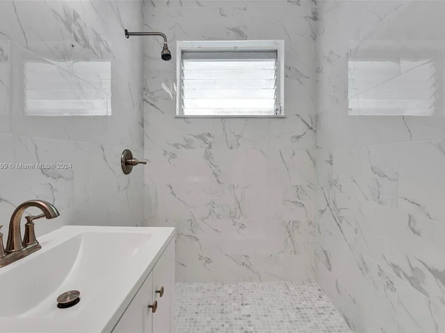 329 Laurie Rd, West Palm Beach FL 33405