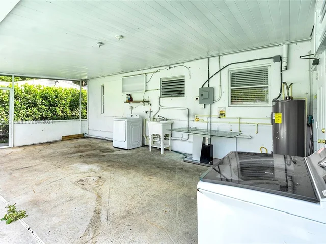 329 Laurie Rd, West Palm Beach FL 33405