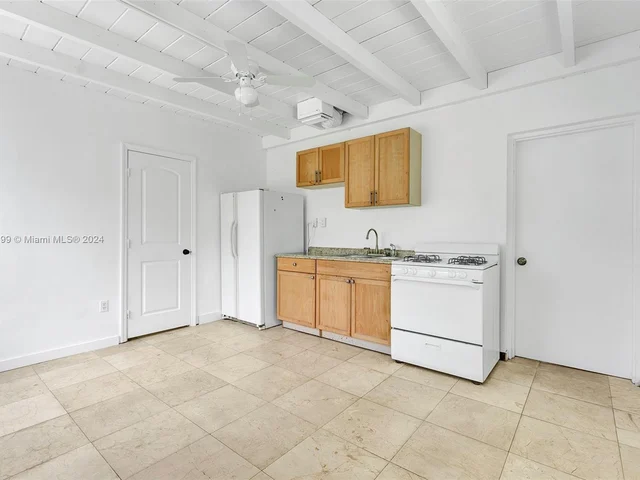 329 Laurie Rd, West Palm Beach FL 33405