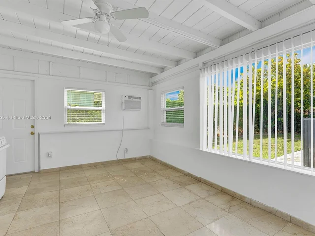 329 Laurie Rd, West Palm Beach FL 33405