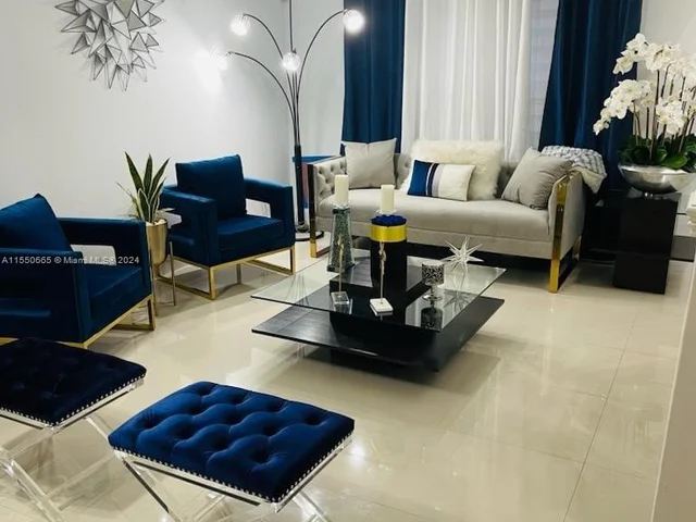 16225 SW 99th Ter, Miami FL 33196