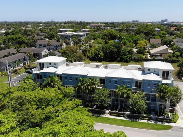 7736 NW 5th St # 7738, Plantation FL 33324