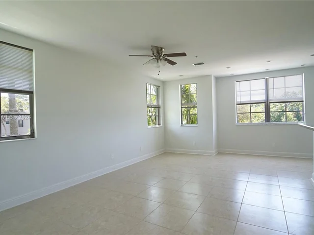 7736 NW 5th St # 7738, Plantation FL 33324