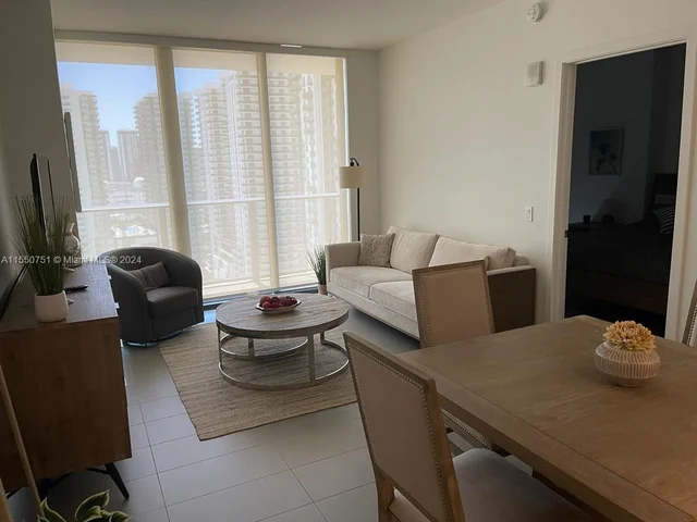 1600 NE 1st Ave # 2208, Miami FL 33132