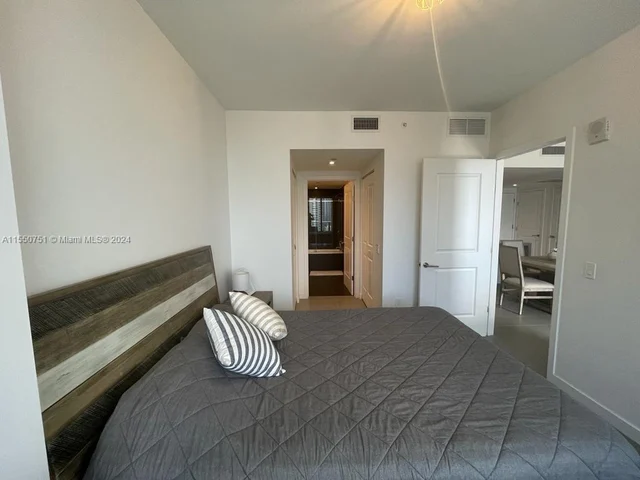 1600 NE 1st Ave # 2208, Miami FL 33132