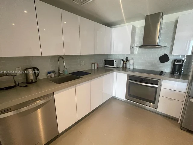 1600 NE 1st Ave # 2208, Miami FL 33132