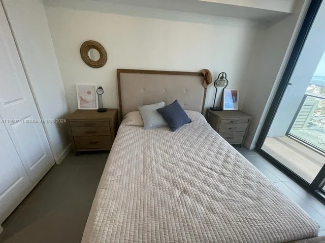 1600 NE 1st Ave # 2208, Miami FL 33132