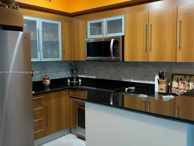 335 S Biscayne Blvd # 2900, Miami FL 33131