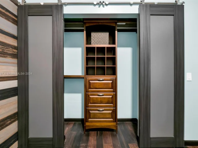 3029 NE 188th St # 819, Aventura FL 33180