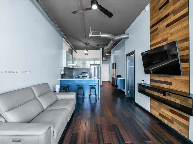 3029 NE 188th St # 819, Aventura FL 33180