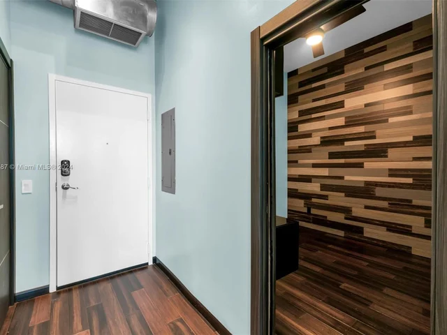 3029 NE 188th St # 819, Aventura FL 33180