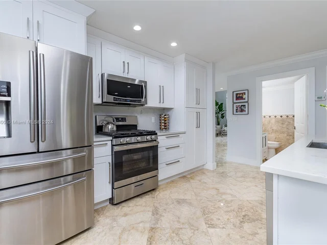 14755 SW 123rd Ave, Miami FL 33186