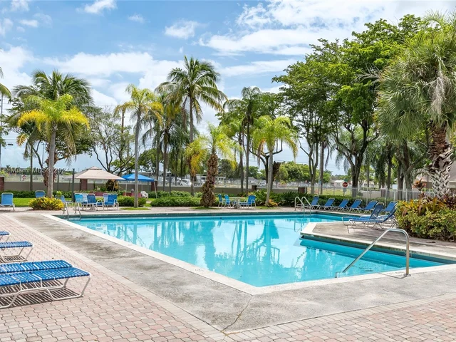 14755 SW 123rd Ave, Miami FL 33186