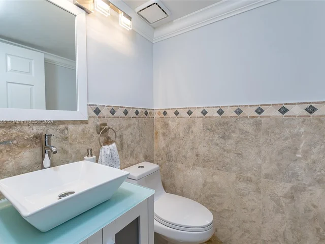 14755 SW 123rd Ave, Miami FL 33186