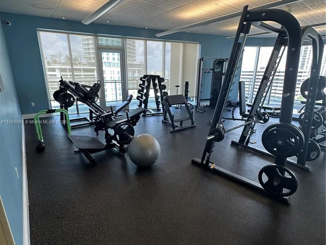 185 SW 7th St # 2800, Miami FL 33130