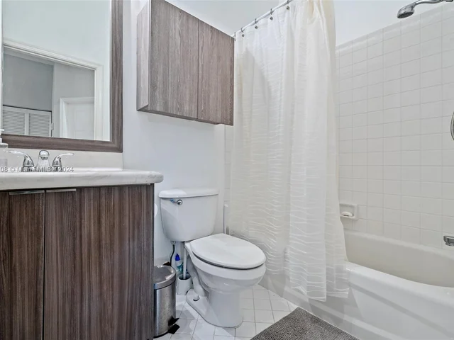 1737 Aspen Ln, Weston FL 33327