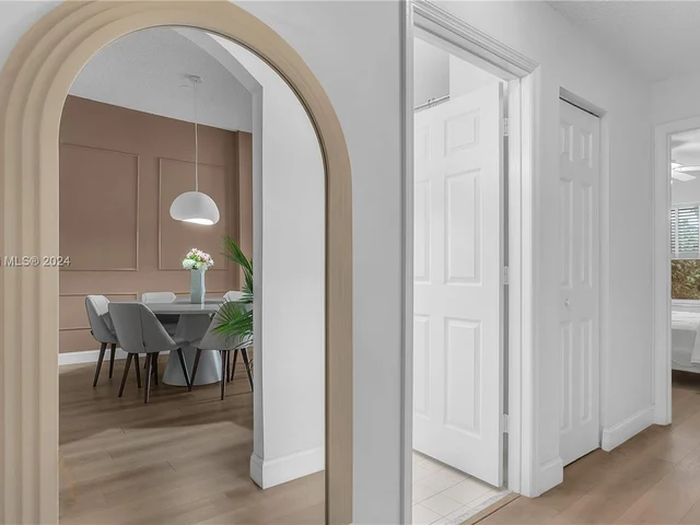 2048 NW 164th Ave, Pembroke Pines FL 33028