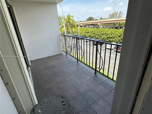 8107 SW 72nd Ave # 321E, Miami FL 33143