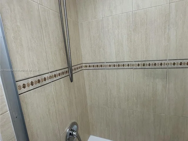 8107 SW 72nd Ave # 321E, Miami FL 33143