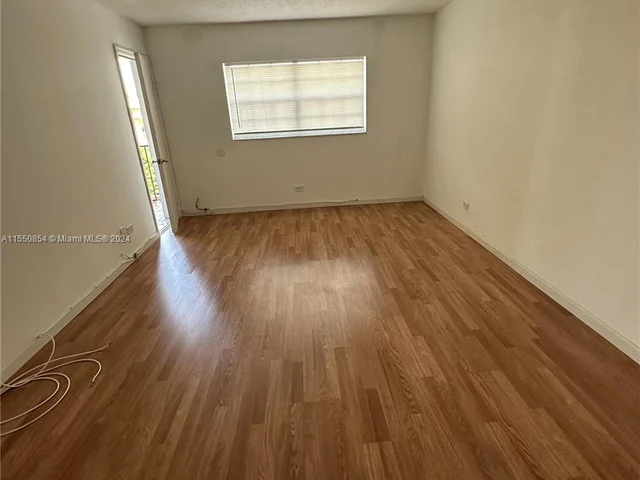 8107 SW 72nd Ave # 321E, Miami FL 33143