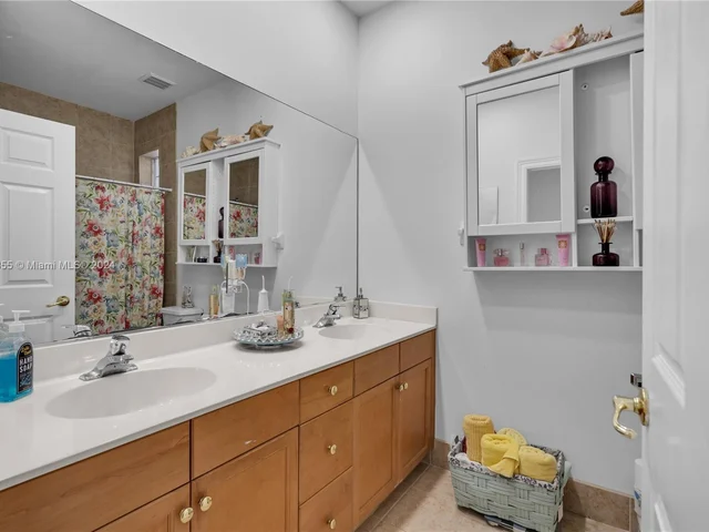 18708 SW 47th St, Miramar FL 33029