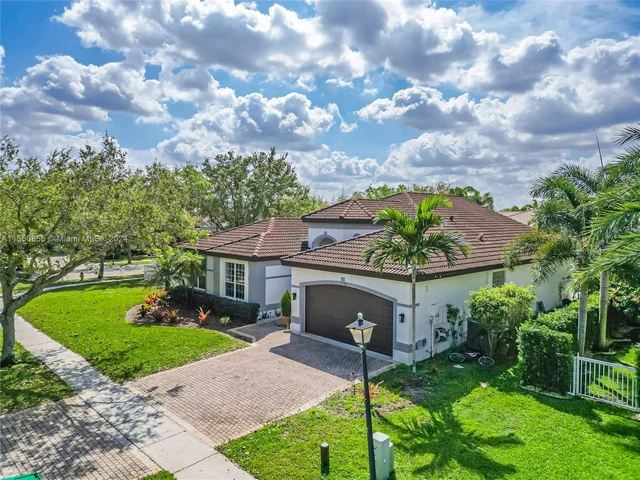 18708 SW 47th St, Miramar FL 33029