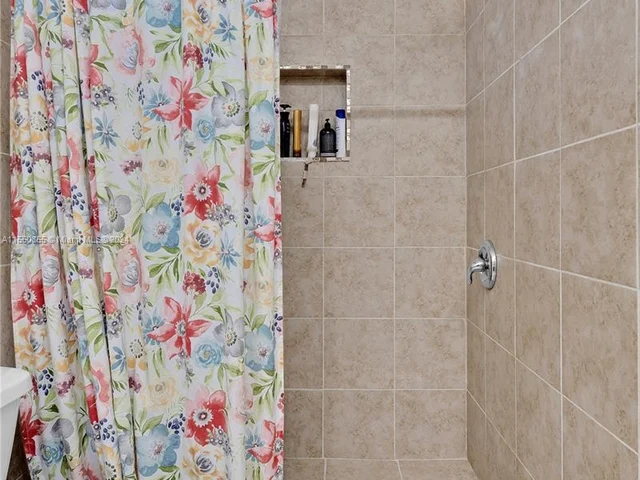 18708 SW 47th St, Miramar FL 33029