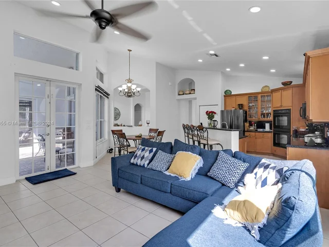 18708 SW 47th St, Miramar FL 33029