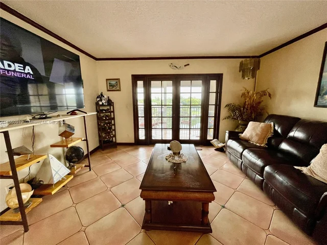 6575 W Oakland Park Blvd # 511, Lauderhill FL 33313