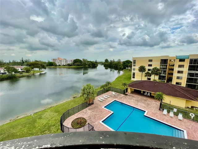 6575 W Oakland Park Blvd # 511, Lauderhill FL 33313