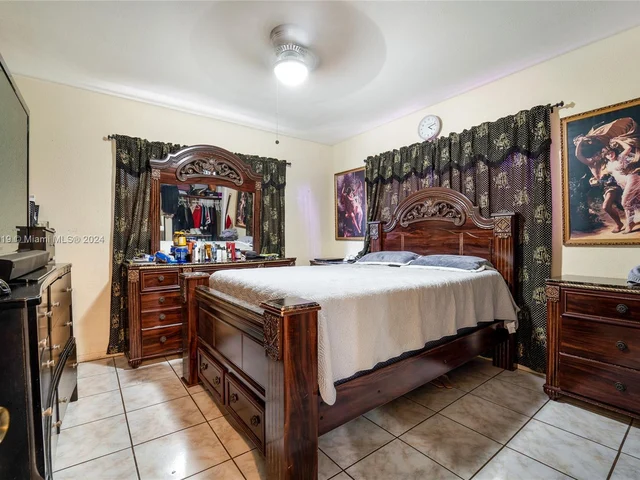 1160 NW 120th St, North Miami FL 33168