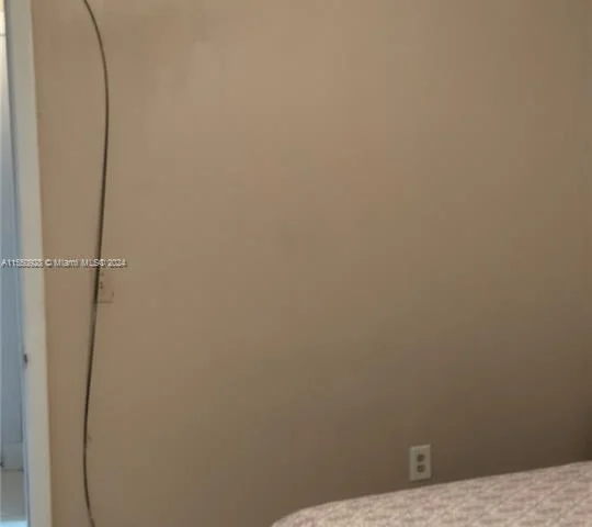 3149 W 68th Pl, Hialeah FL 33018