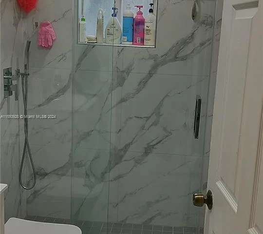 3149 W 68th Pl, Hialeah FL 33018