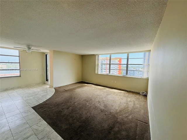 1301 NE Miami Gardens Dr # 1515W, Miami FL 33179