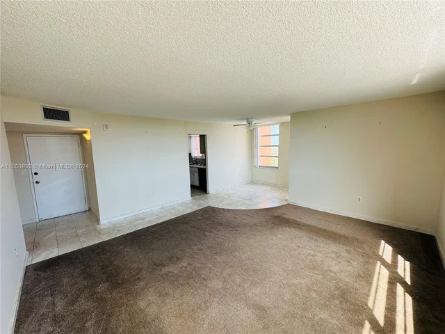 1301 NE Miami Gardens Dr # 1515W, Miami FL 33179