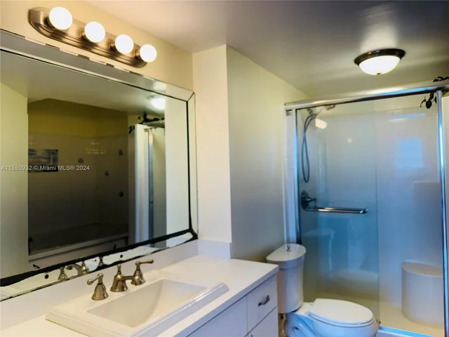 1301 NE Miami Gardens Dr # 1515W, Miami FL 33179