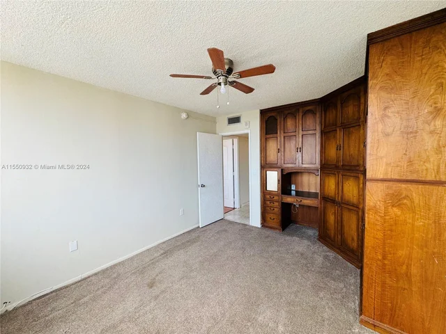 1301 NE Miami Gardens Dr # 1515W, Miami FL 33179