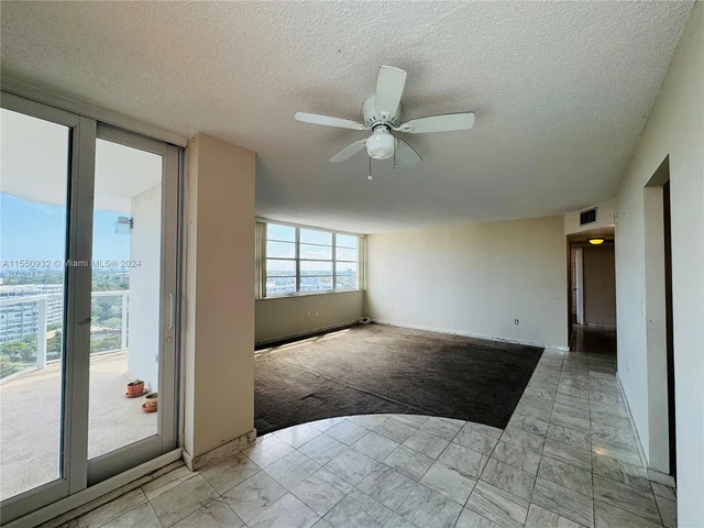 1301 NE Miami Gardens Dr # 1515W, Miami FL 33179