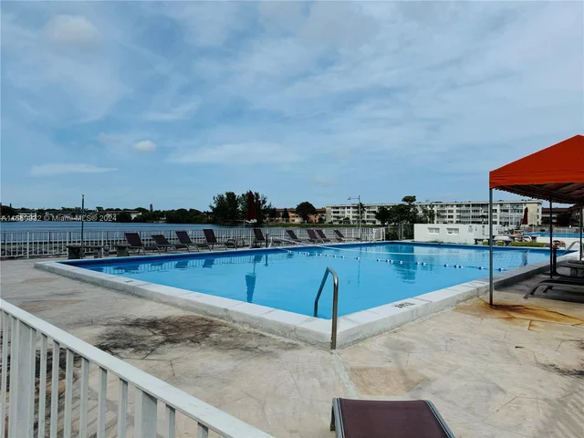 1301 NE Miami Gardens Dr # 1515W, Miami FL 33179